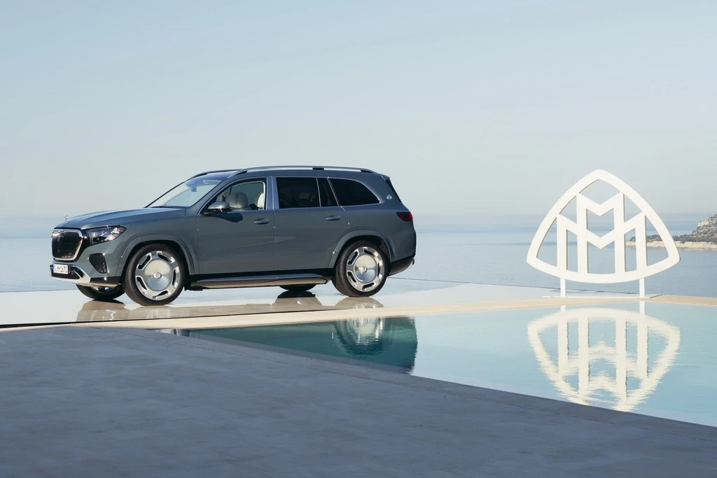 Mercedes-Maybach анонсировал оновлений флагманський кросовер GLS